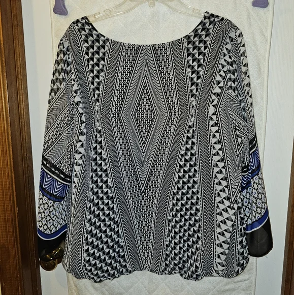2x AGB Black and Blue Sheer Blouse with Long Angel Sleeves and Geometric Pattern - Picture 2 of 6